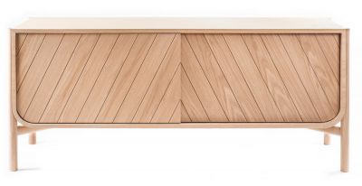 Marius Sideboard aus Eiche natur von Hartô: Modernes Holz-Sideboard mit Schiebetüren und filigranen Füßen.